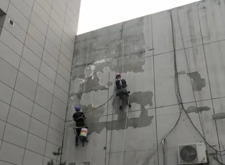 让胡路楼顶漏水维修公司分享下让胡路外墙防水的注意事项